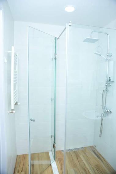 D-S Apartament In คูทายสิ ภายนอก รูปภาพ